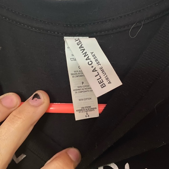 NWOT y2k baby tee 🏙️ - Picture 3 of 3